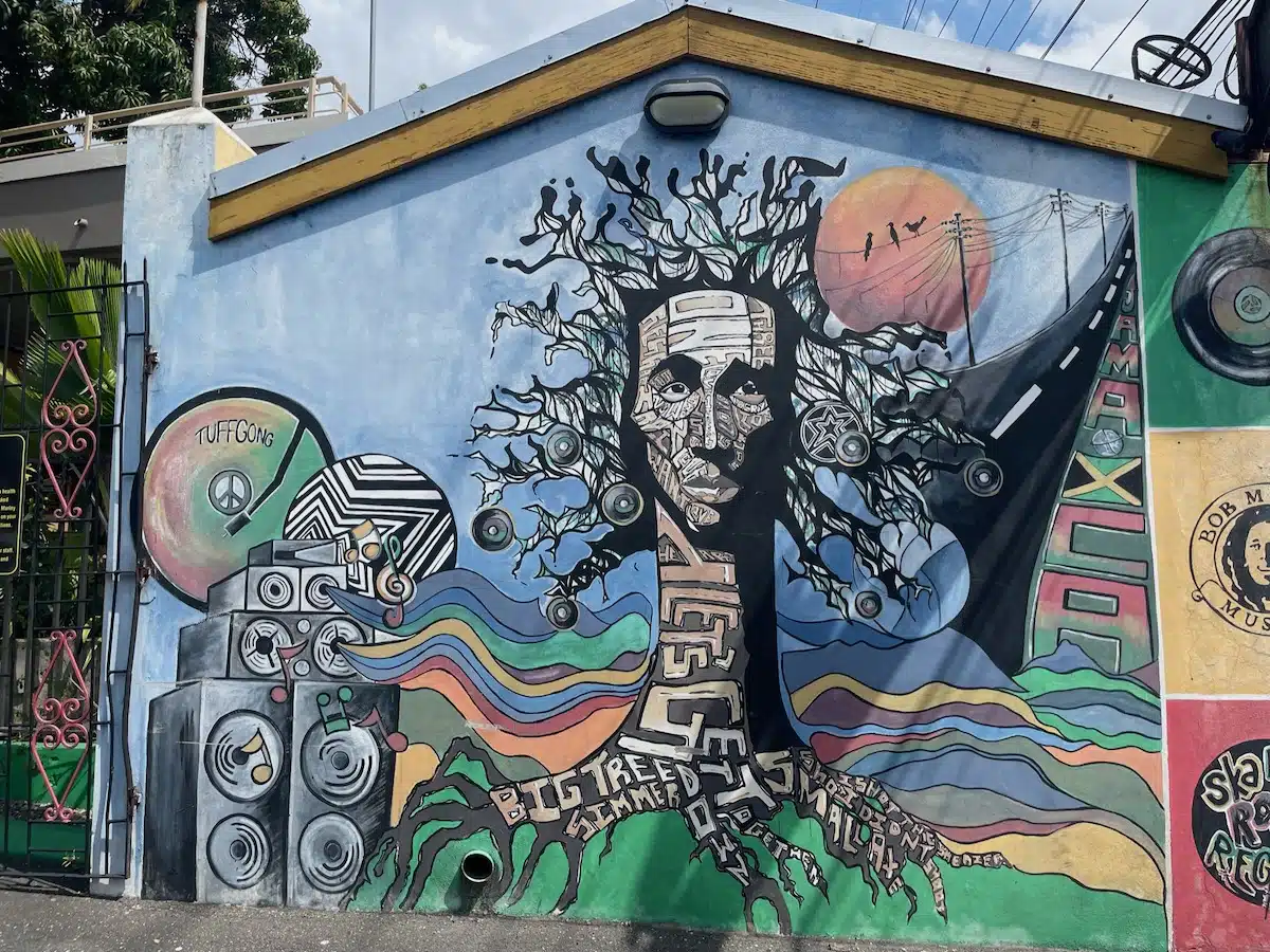 Kingston 4